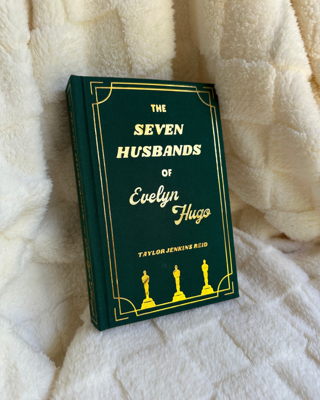 The Seven Husbands of Evelyn Hugo Hardcover Rebind