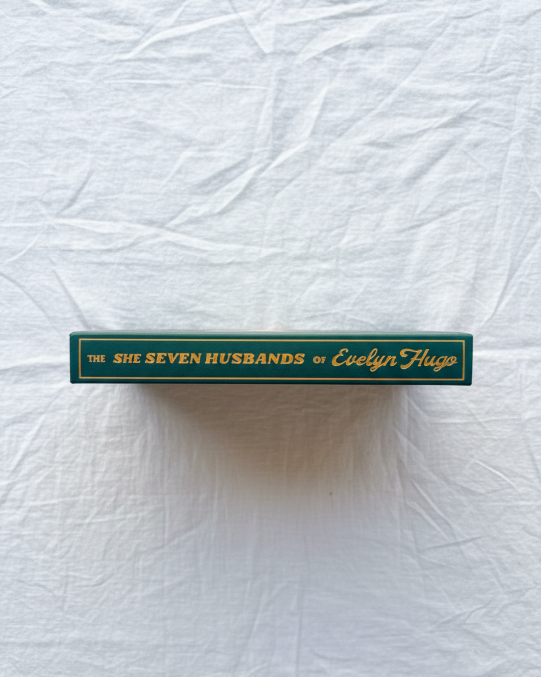 The Seven Husbands of Evelyn Hugo Rebind - Archive Edition